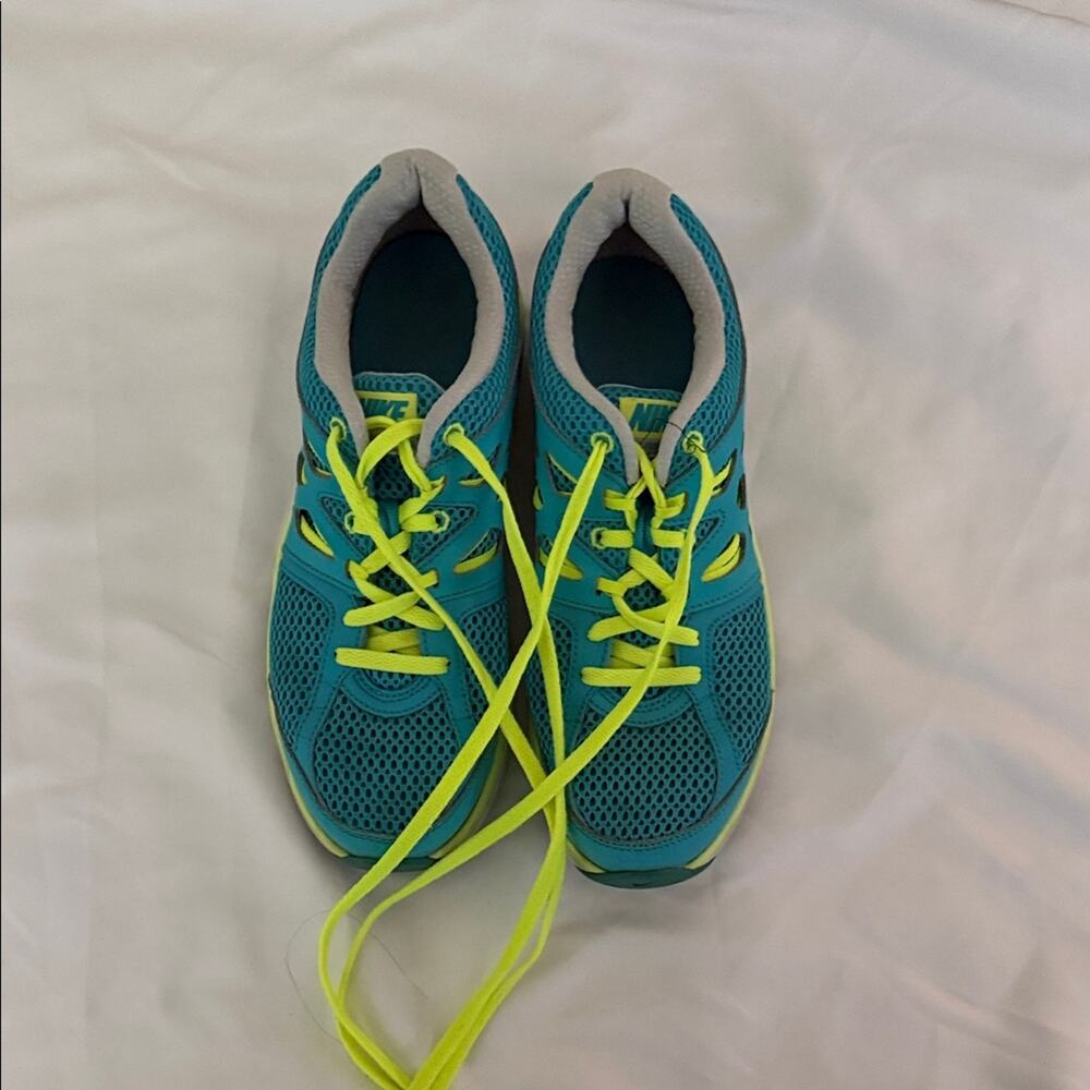 Nike Blue and Lime Athletic Shoes - size 7M